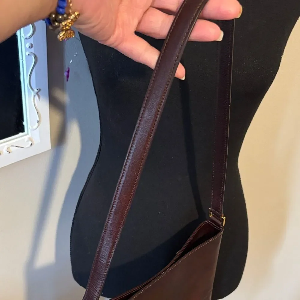 Vintage 1990’s Etienne Aigner Rich Brown Cowhide Leather Messenger Bag